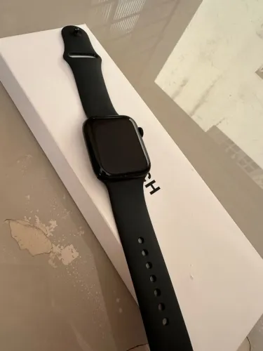 APPLE WATCH SE 2 44 MM- GAR 11/26 BATERIA 99%