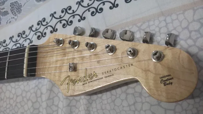 Guitarra estilo Fender Custom Shop
