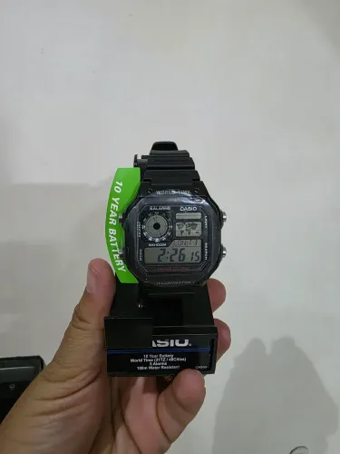 Relógio Casio Standard Digital Unissex AE-1200WH-1AVDF