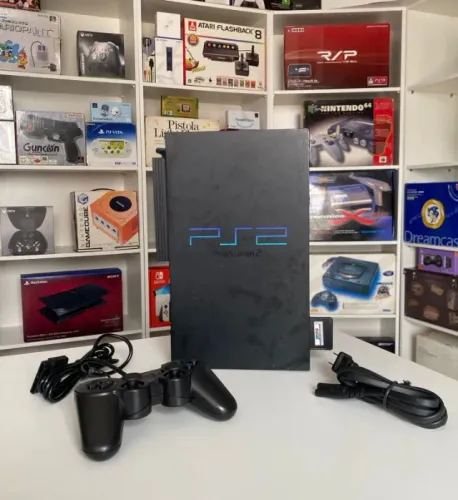 Vendo PlayStation 2 Fat Hd2tb Lotado de Jogo - Semi novo