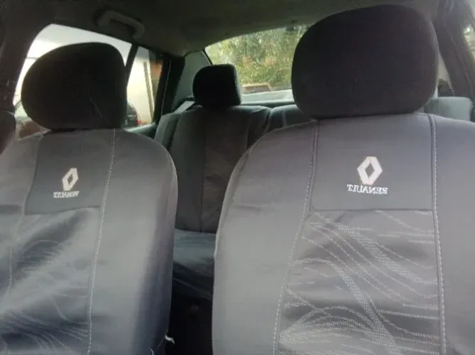 Renault Clio SED RT/ Privilège/ Botic 1.6 16V 4P 2003