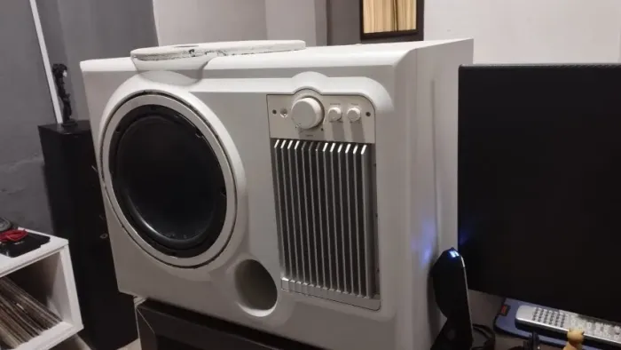 Subwoofer JBL Control SUB10 Woofer 10¨ Ativo 100w Branco RETIRAR
