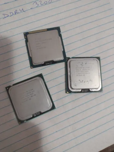 3 Processadores Intel Core 2 Duo