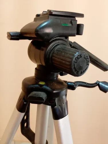 Tripé Fotográfico 
