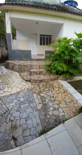 Alugo casa em Eng. Paulo de Frontin, Bairro: Jardim Novo Rodeio (Arraial do Sapo).