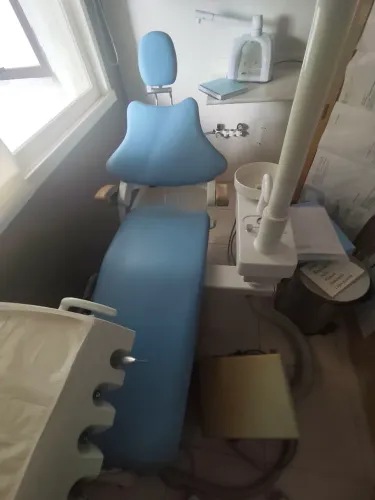 Vendo Consultório Odontológico Completo KaVo Amadeus (Azul Claro) com Mocho Incluso