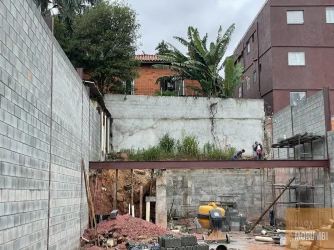 Galpão para venda e locação 350m² 6 vagas de garagem Região Pedreira