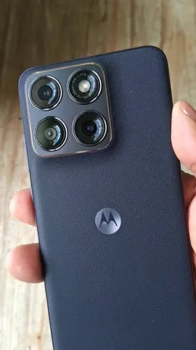 MOTO EDGE 70 FUSION 2 MESES D USO 