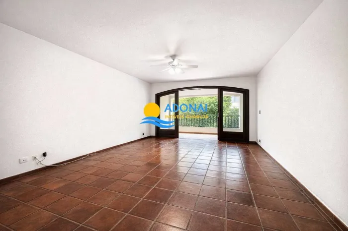 Apartamento beira-mar com sacada Pitangueiras Guarujá