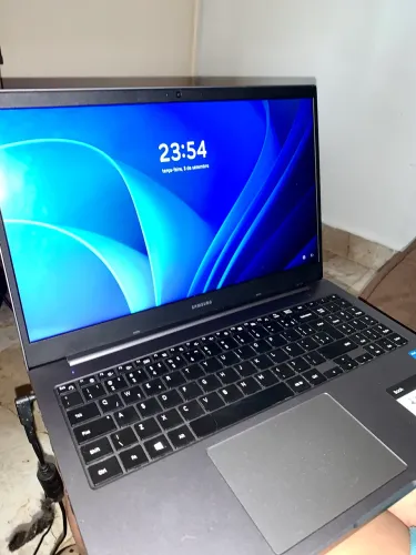 Notebook Samsung Book 1TB