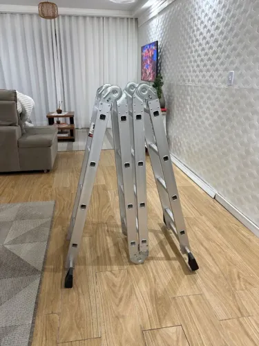Escada Articulada Multifuncional 4x4 16 Degraus