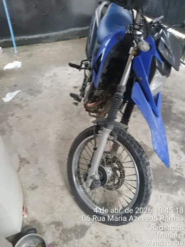 Vende-se moto Yamaha XTZ crosser azul