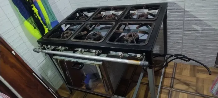 Fogão industrial 6 bocas com forno
