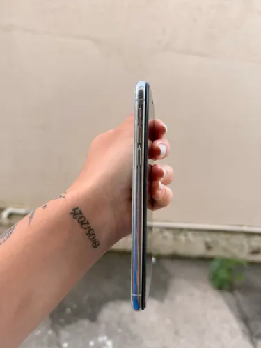 iPhone XS