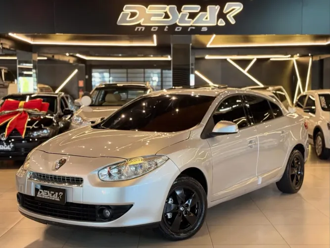 Renault Fluence Sed. Dynamique 2.0 16V Flex Mec. 2013