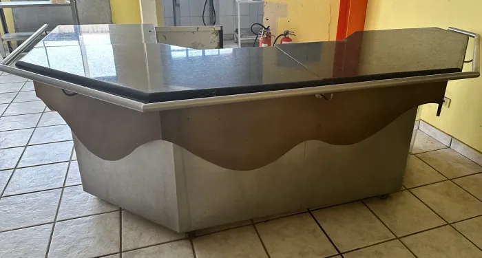 Balcão Caixa em Mármore e Aço inoxidável