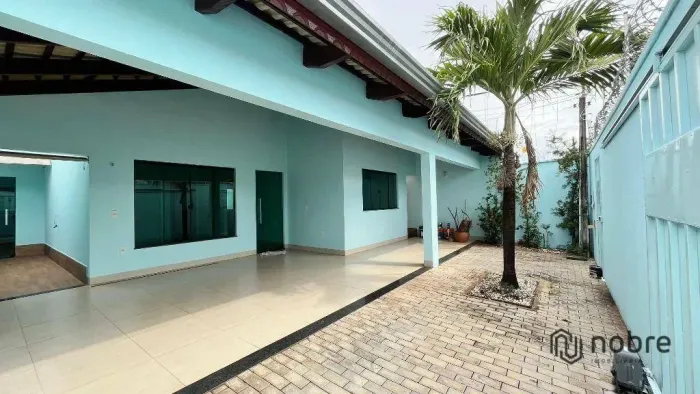 Casa com 3 dormitórios para alugar, 130 m² por R$ 4.341,32/mês - Plano Diretor Sul - Palma