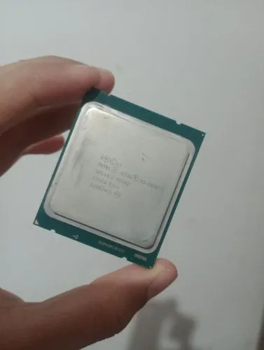 Processador Xeon E5 2650 v2