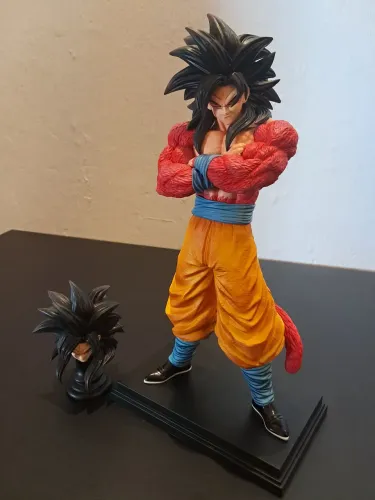 Action Figure Dragon Ball GT - Goku Super Saiyajin 4 32cm