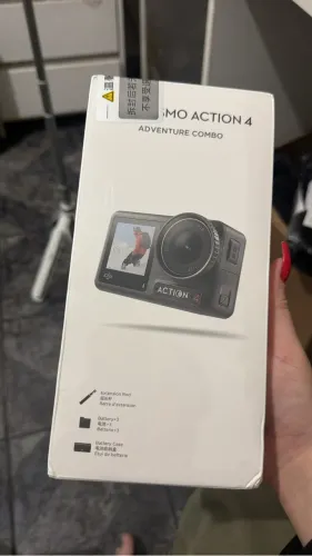 DJI Osmo Action 4 Adventure Combo