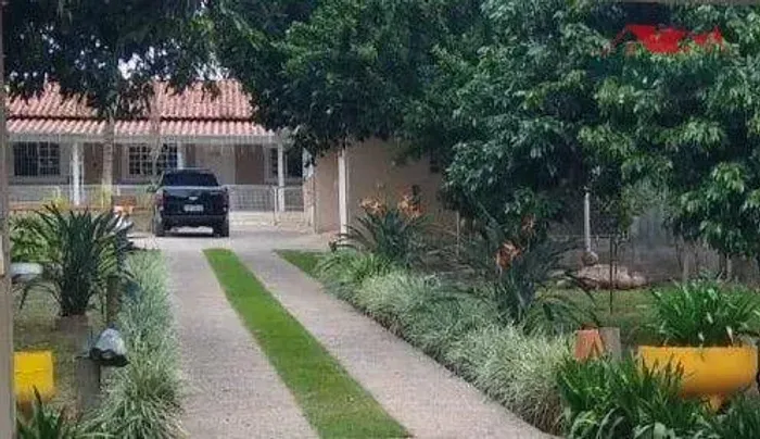 Chácara com 3 dormitórios à venda, 1000 m² por R$ 1.053.000,00 - Recanto Campestre Interna