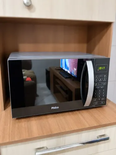 Micro-ondas 33L Philco Linha Branca PMO39S - 1400W - Prateado