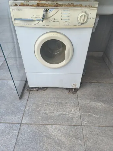 Vendo Máquina de lavar continental