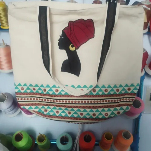 Bolsas Artesanais em Tecido