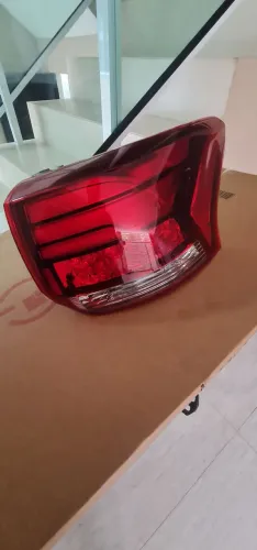 Lanterna led trazeira do outlander 2016 lado direito 