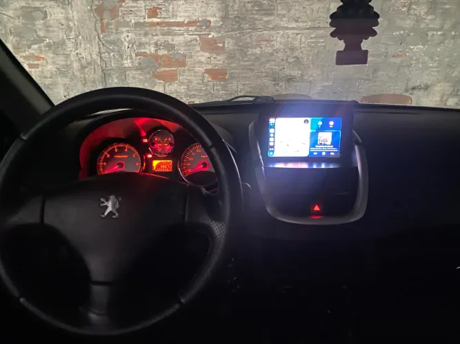 Peugeot 207 XR 1.4 Flex 8V 5P 2012
