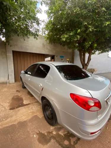 Peugeot 207 Sedan Passion XR 1.4 Flex 8V 4P 2012
