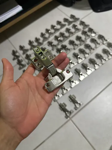 Dobradiças novas ( reta normal e toque )