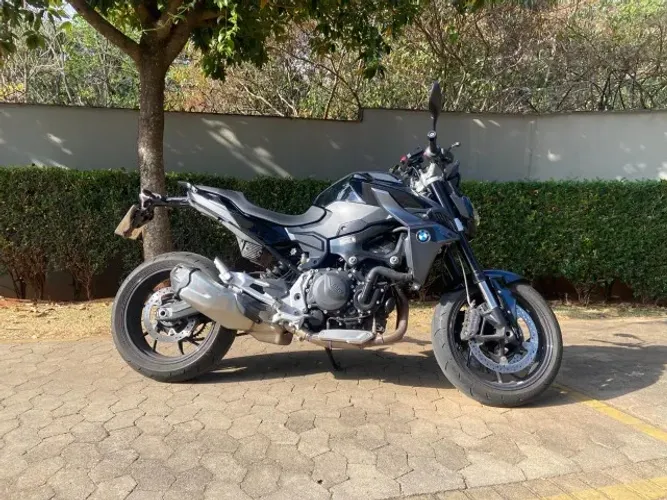 BMW F 900 R Sport Plus