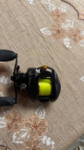 TROCO OU VENDO Vara Bandit 2,40m e Carretilha Bandit Pro ambas conservadíssimas.