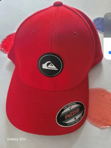BONÉ QUICKSILVER VERMELHO ORIGINAL NOVO