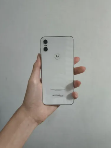 Motorola One 64 GB 