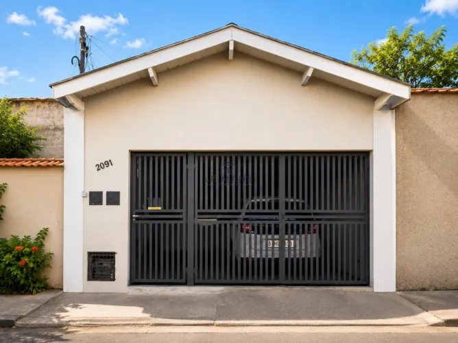 Casa à venda em Piracicaba, Cidade Alta, com 4 quartos, com 208.73 m²