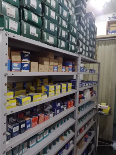 Vendo lote de peças automotivas, elétrica e injeção eletrônica
