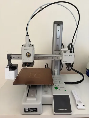 Bambu Lab A1 Mini - Impressora 3D - Perfeito Estado