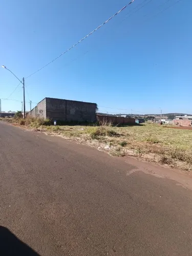 LOTE BEM LOCALIZADO EM TRINDADE SOLANGE PARK ACEITO CARRO 
