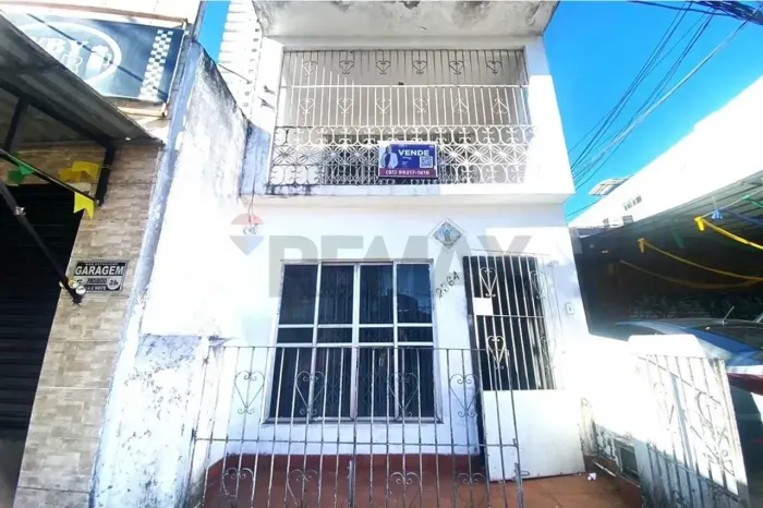 Casa à venda na Avenida Gentil Bittencourt Bairro São Brás