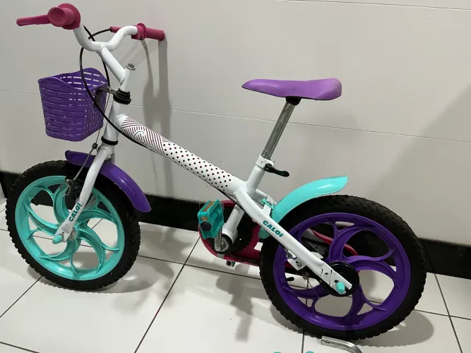 Bicicleta Caloi Ceci Aro 16 A20 com Cestinha - Branca/Roxa