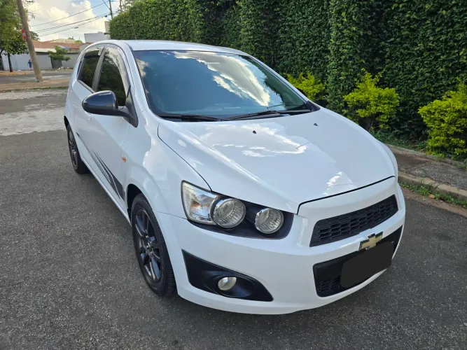 Chevrolet Sonic HB LTZ Effect 1.6 16V Flexp 5P AUT 2014