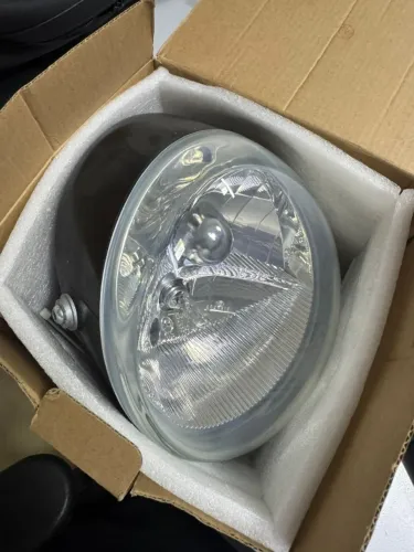 Farol original harley V rod night/Muscle