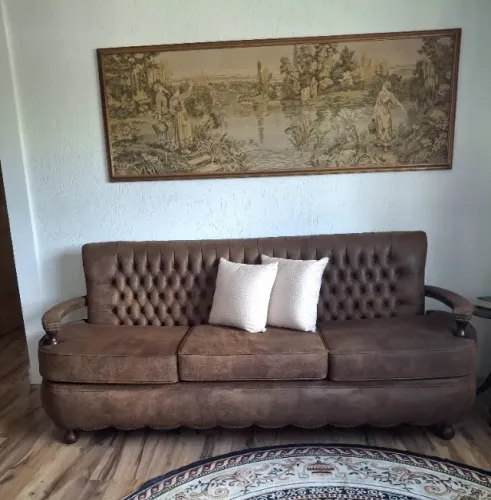 Jogo de sofa antigo, de imbuia. 