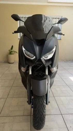 X Max 250 ABS