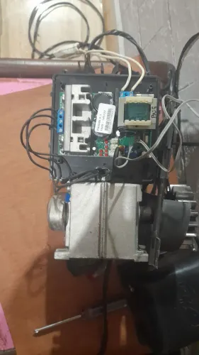 MOTOR DESLIZANTE PPA SUPER SEMINOVO 300,00