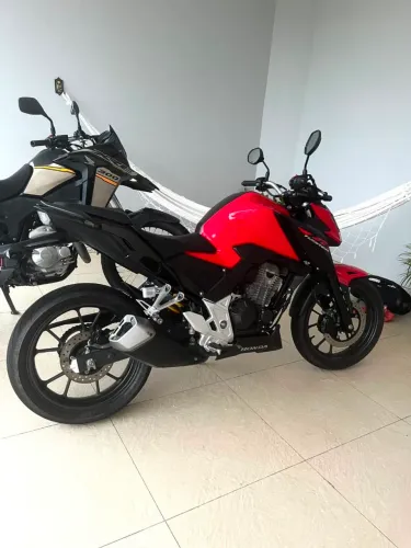 Vendo moto cb300