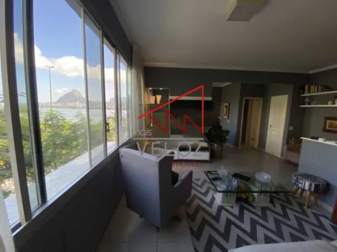 Apartamento : / Residencial / Lagoa