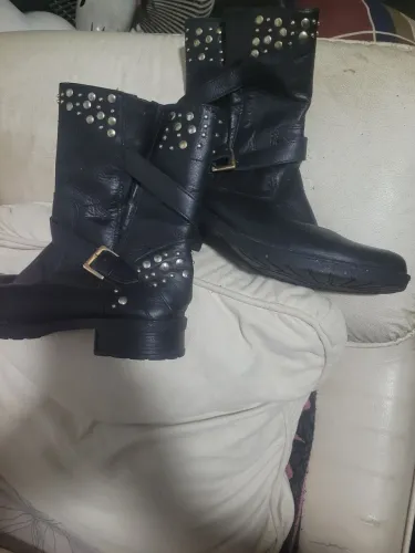 Bota preta